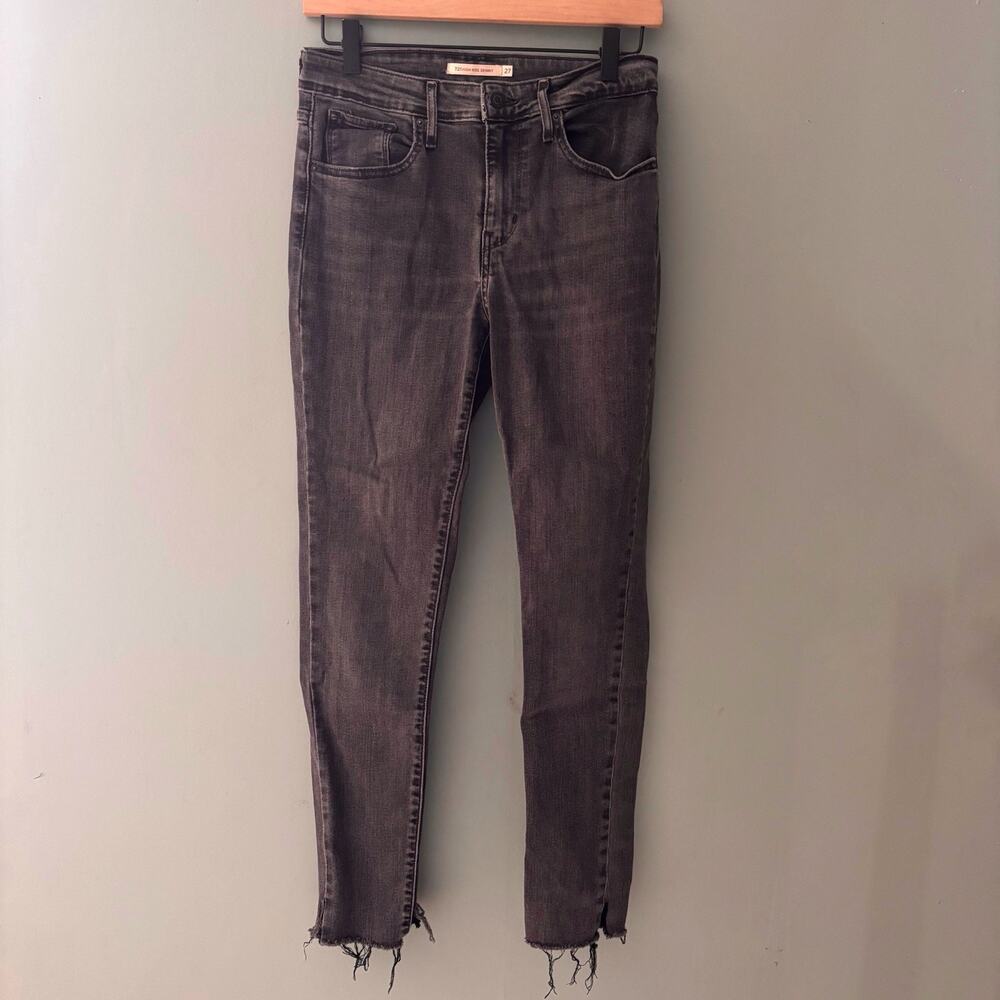 Levi's High Rise Skinny Raw Hem Black Jeans Size 27